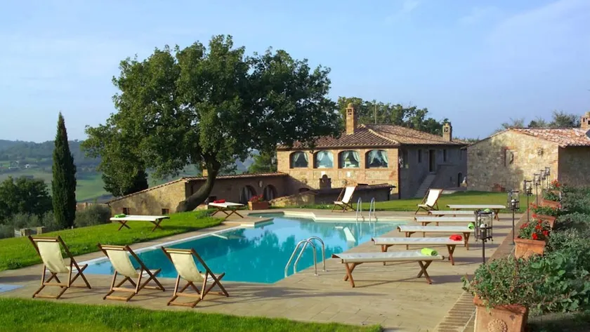Splendid farmhouse in the heart of the Val d'Orcia - Image 1