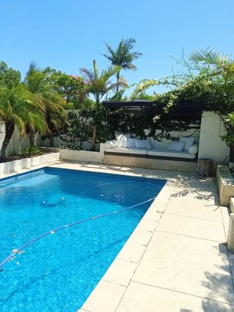 Mediterranean style villa - Image 1
