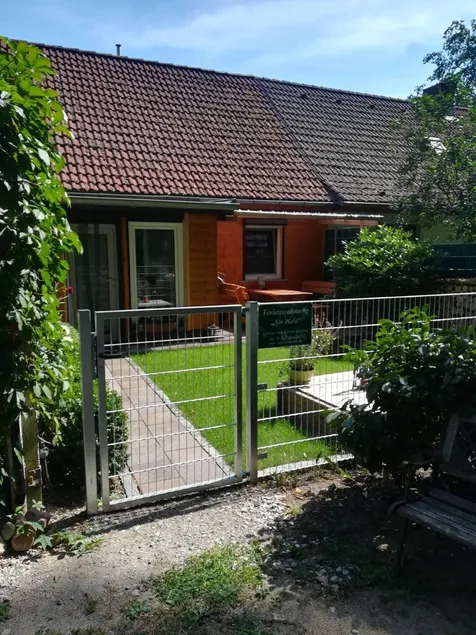 Ferienwohnung Am Wald - Image 1
