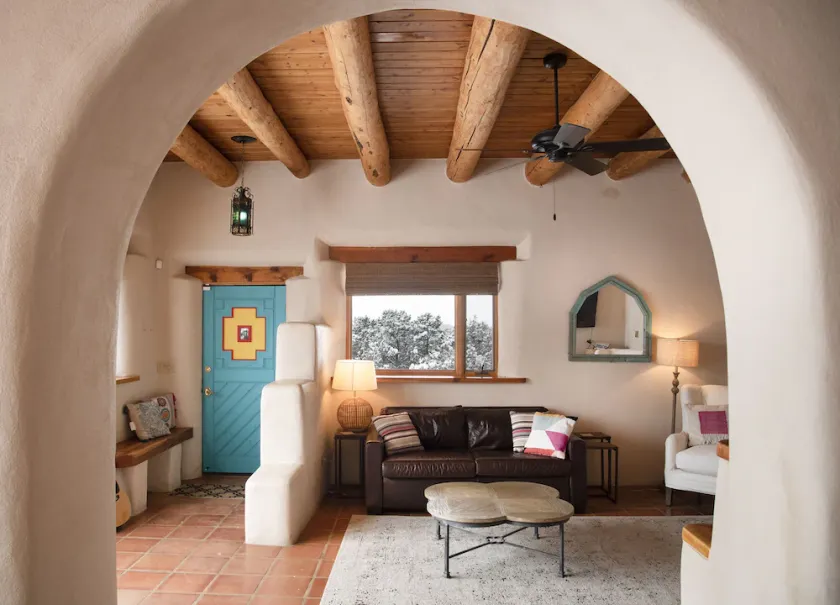 Peaceful Adobe home between Taos/TSV- Mountain Views, Hot Tub, Summer Garden - Image 1