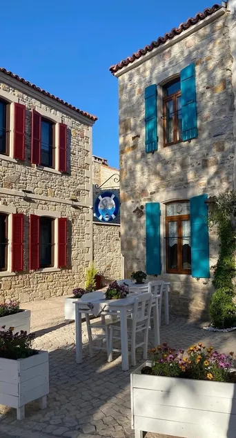 Sim Otel - Image 1
