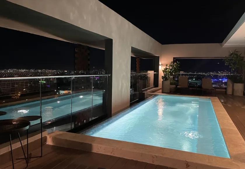 Beautiful view, 13th floor, modern, exclusive and comfortable apartment. - Image 1