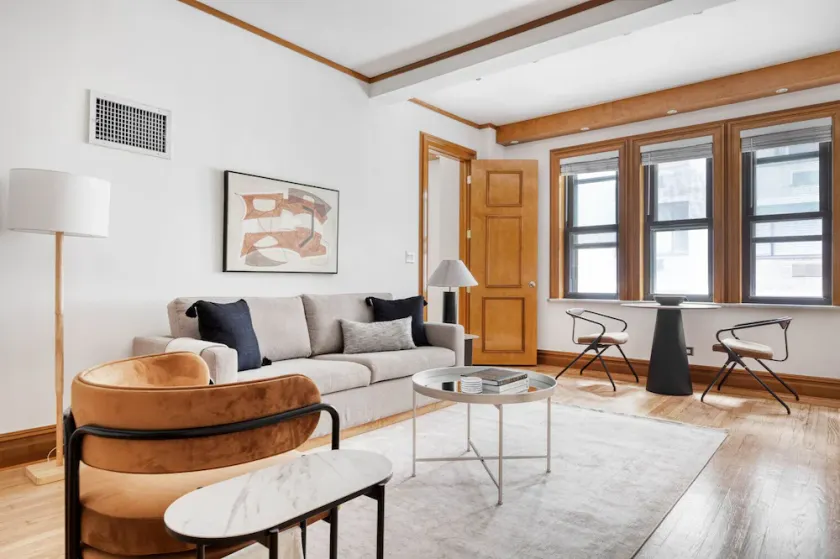 Sleek Midtown 1BR w/ Doorman, near Central Park, by Blueground - Image 1