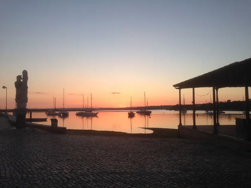 ALVOR- Villa close to Beach & Lively Town. Walk to Beach, Cafes,Bars,Restaurants - Image 1
