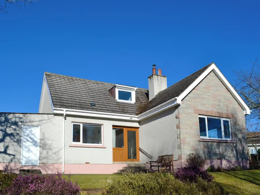 3 værelses bolig i Fortrose - Image 1