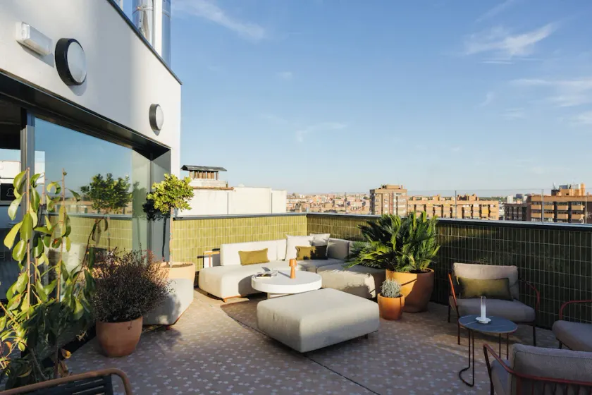 Atipico Madrid - Image 1