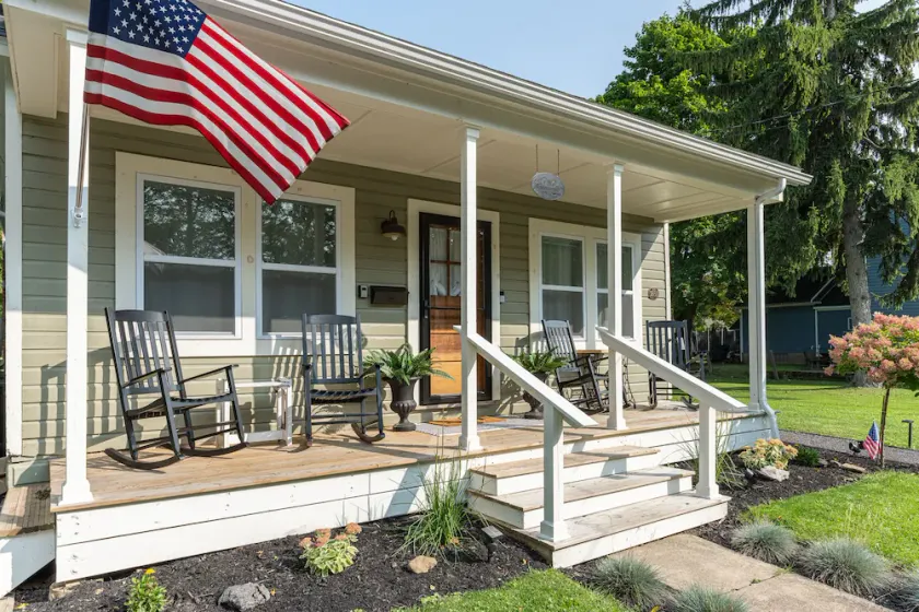 Parkview Cottage in the Heart of Youngstown - Sleeps 4/Small Dog Friendly - Image 1
