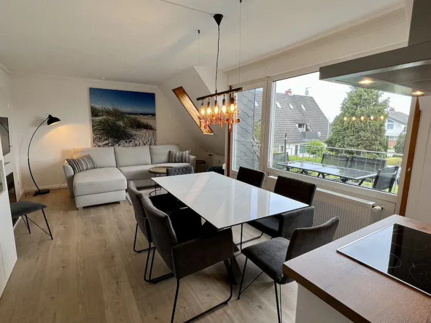 Traumhafte Maisonette Wohnung mit Süd-balkon Über 2 Etagen nur ca - Image 1