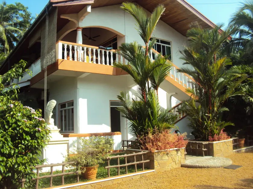Groundfloor in luxury villa near beach in the outskirts of Beruwela, Sri Lanka - Image 1