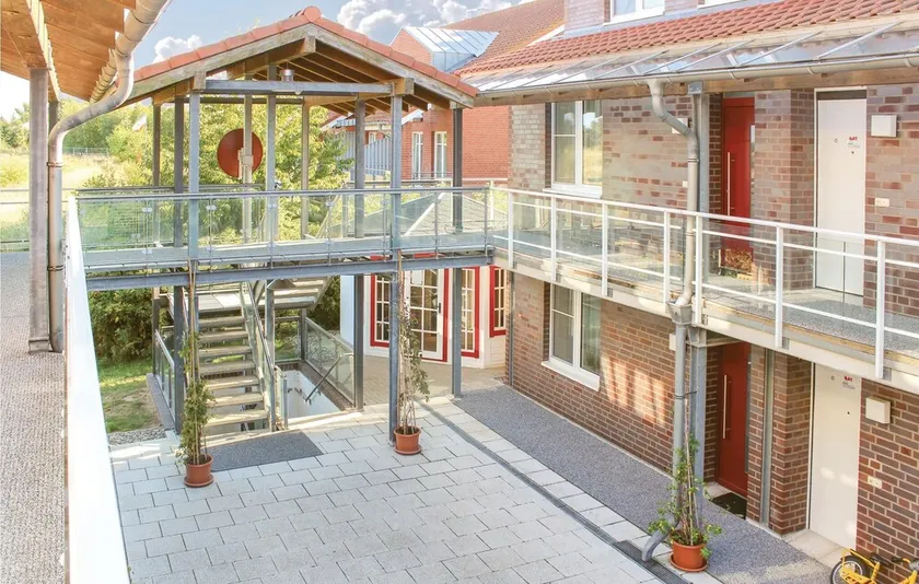Apt 2 Hohen Wieschendorf - Image 1