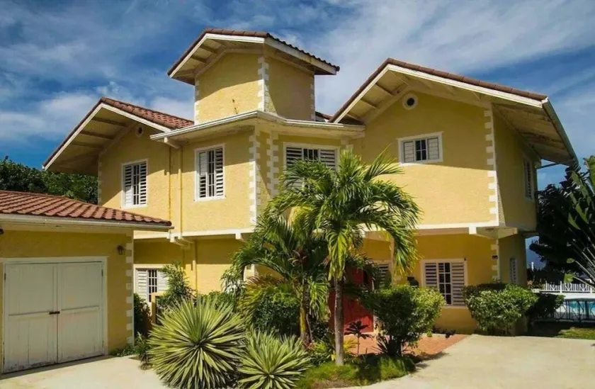 Oasis Palms Luxury Villa - Image 1