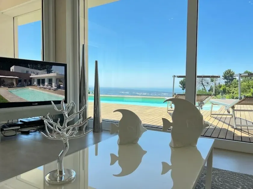 Villa Olympia Pool Sea View Mountains Lake Nature Sleeps 8 Air Conditioning Wi-Fi - Image 1