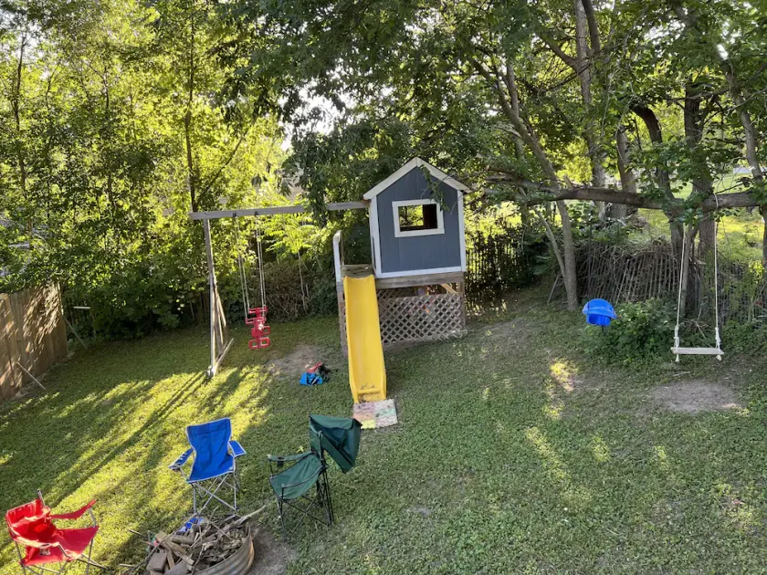 4bd 3ba Family Friendly Home PLUS all the amenities! - Image 1
