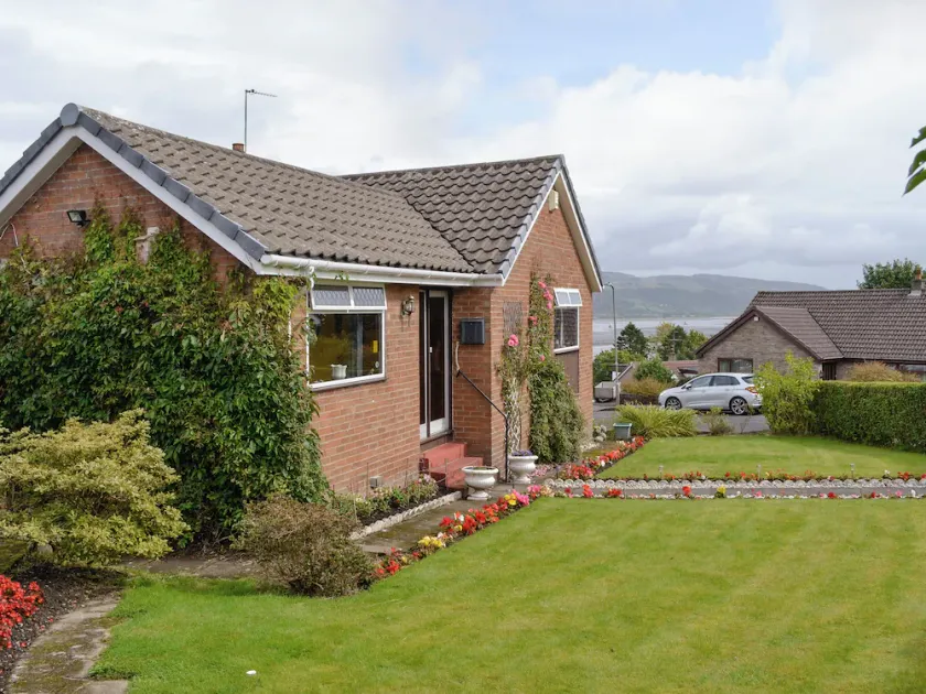 Alojamiento de 2 habitaciones en Langbank, near Port Glasgow - Image 1