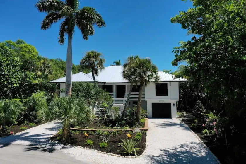 Quintessential Sanibel Beach House - Image 1