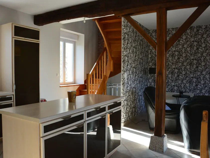 Charming Farmhouse Stay: Cozy 2-Bedroom Home with Terrace, Near Paris, Orléans & Chartres - Image 1