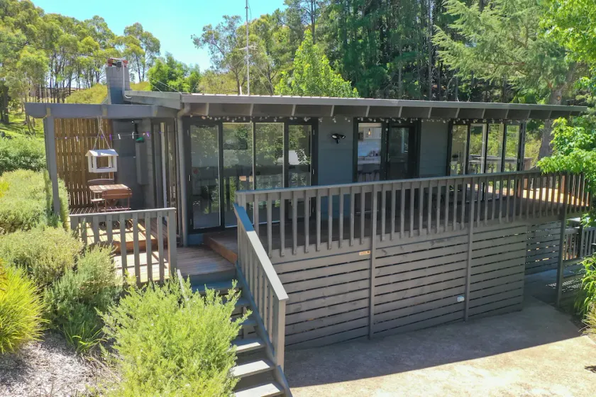 Luxury Lake House on Lake Eildon and only 35km from Mt Buller for skiers. - Image 1