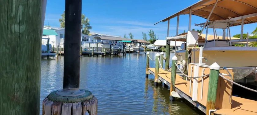 Skipper Lane on Salt Water Canal, Easy Gulf access - Image 1