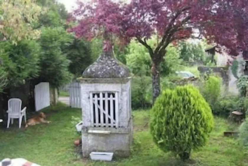 A rejuvenating stay in a quiet, rustically charming gîte  - Image 1