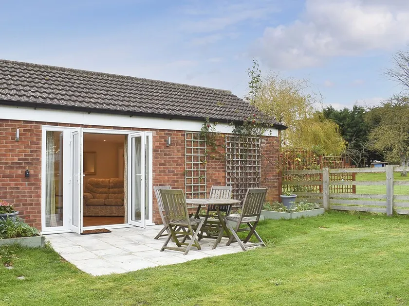 Delamere House- The Snug - Image 1