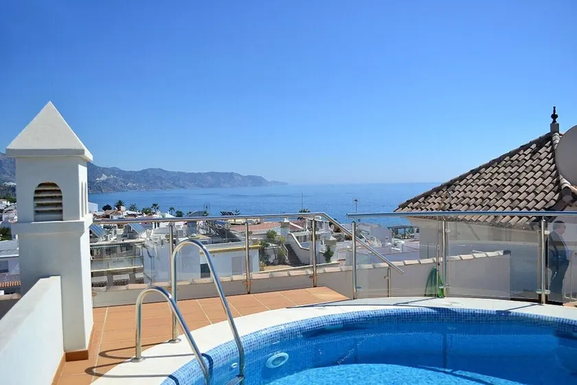 Nerja Paradise Rentals - City Center Apt Plaza España - Image 1