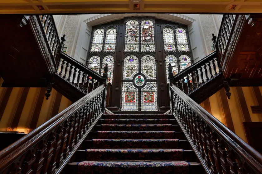 The Oaks Hotel - Image 1