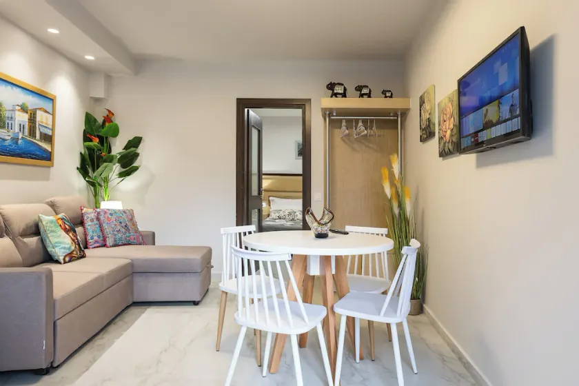 Akrogiali Apartments - Image 1