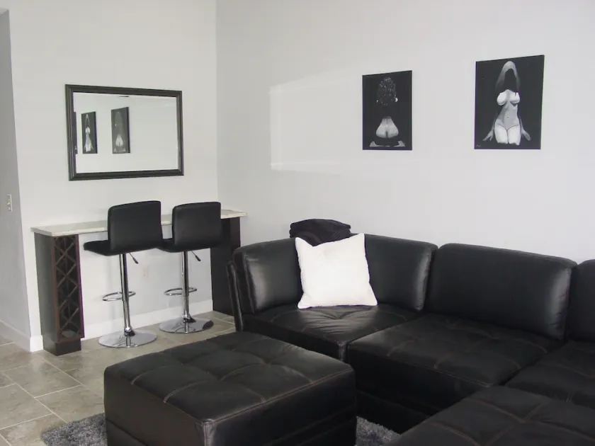 Private nudist resort! New AC & sectional. rent 3 get 1 free. Spring specials - Image 1