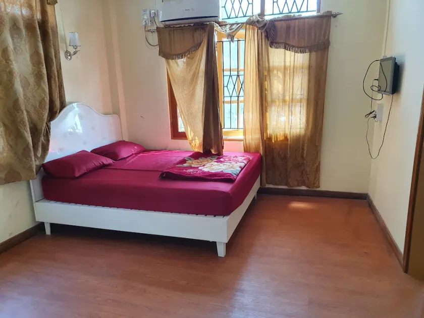 Nay La Guest House - Image 1