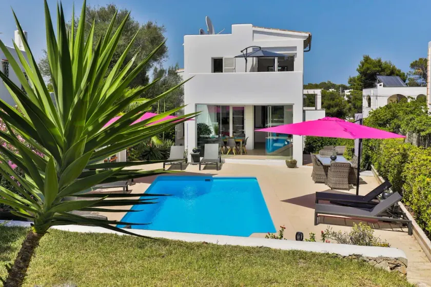 Villa LUMI-Oleanda til 8 personer, direkte ved marinaen Cala d'Or - Image 1