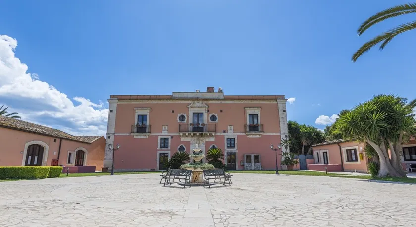 Apartment with Terrace - Hotel Lady Lusya ★★★★ - Image 1