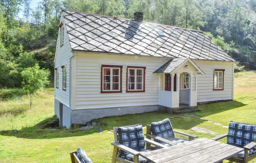 3 bedroom stunning home in Nordtveitgrend - Image 1