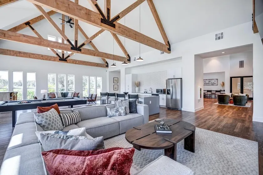 Landing Furnished Apartments - Salado - Image 1