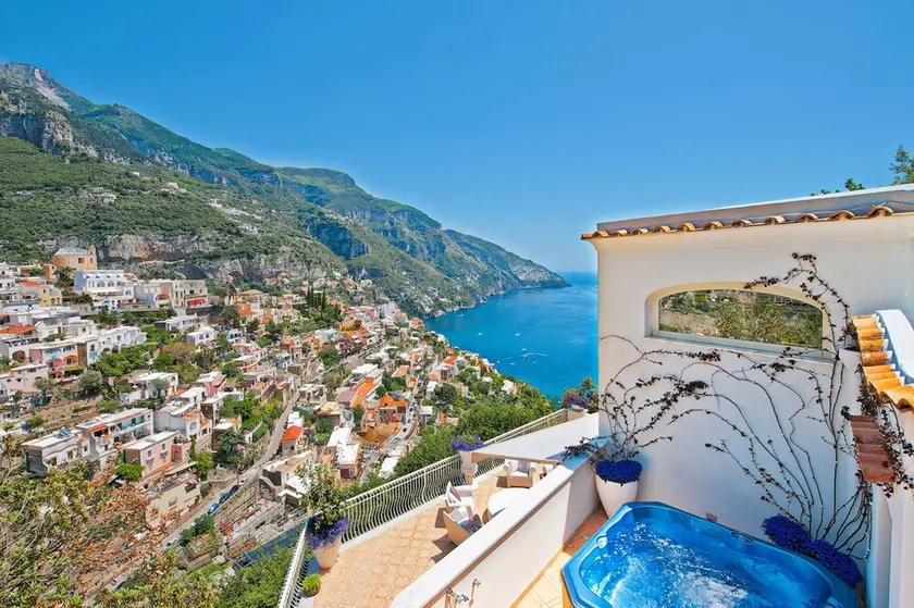 La Dea del Mare - exclusive villa with private pool, sauna and parking space - Image 1