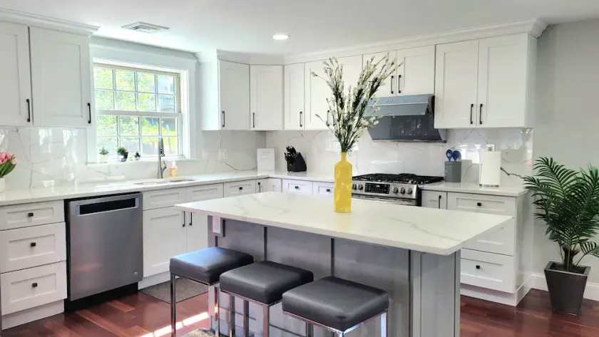 New 5B3B Single Family  with Central AC - Image 1