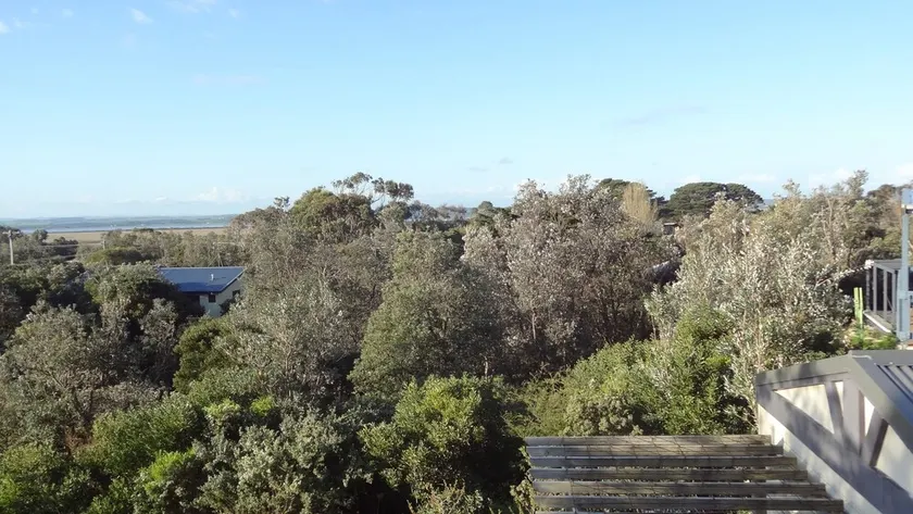Banksia Outlook ..... - Image 1