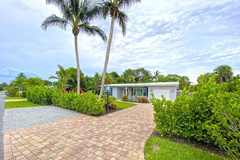Peaceful Paradise Oasis - Image 1
