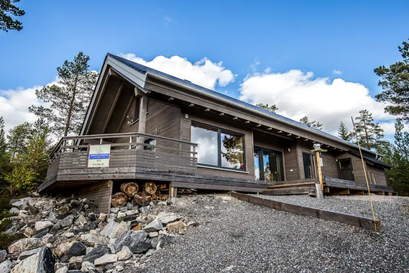 ##Modernes Ferienchalet in Traumlage,WIFI,Kanu,Sauna,BBQ,Sonnenterrassen,Badesee - Image 1