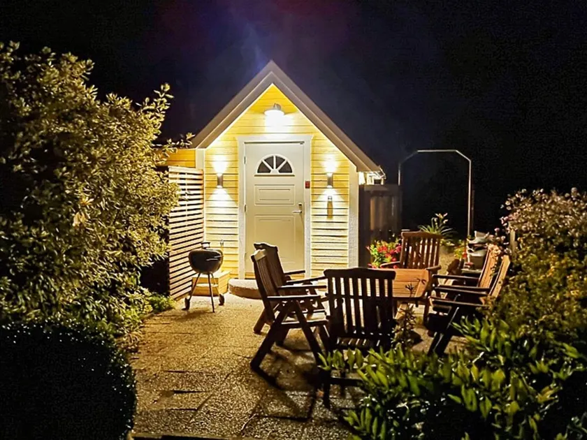 4 person holiday home in FÄRLÖV-By Traum - Image 1