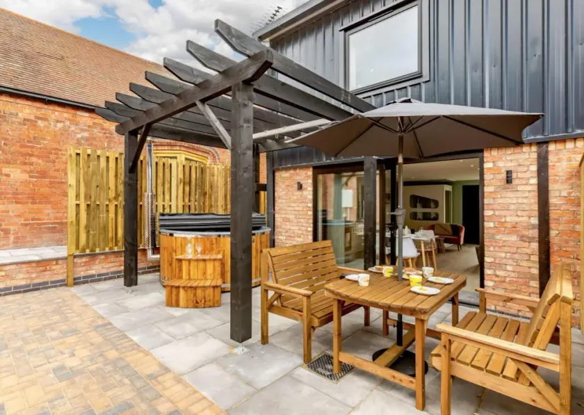 Roe Cottage - Disabled Adapted - 2 bed - hot tub - Image 1