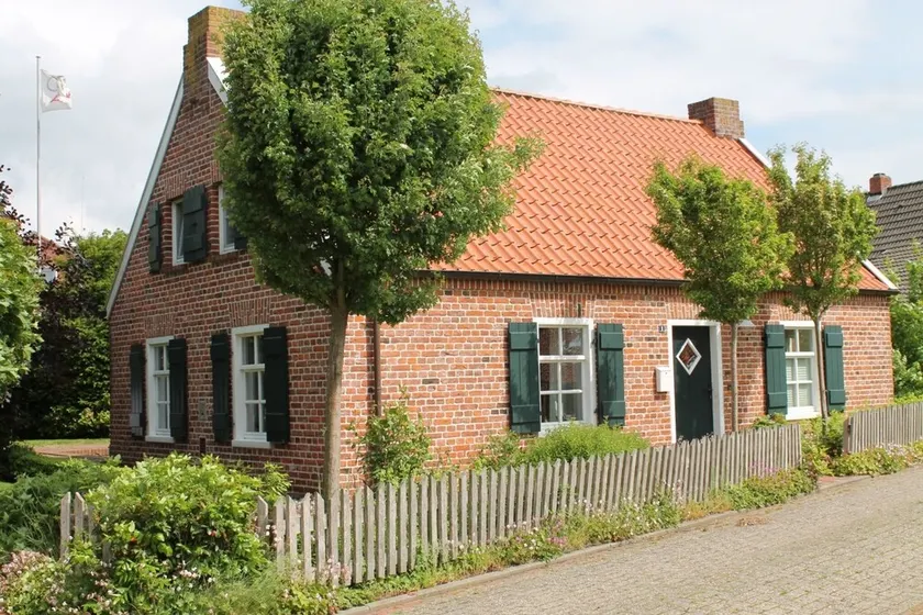 Romantisches Friesenhaus an der Ostfriesischen Küste - Image 1