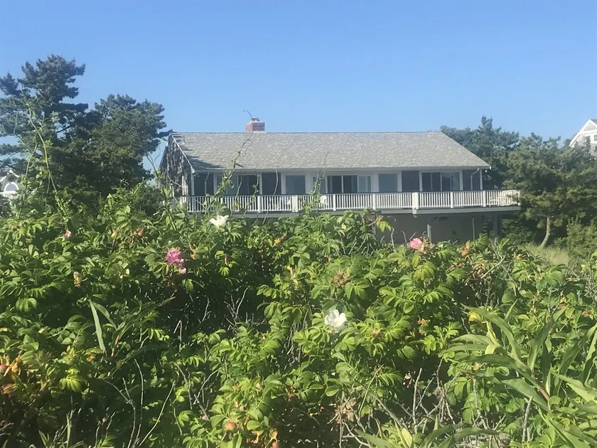 PRIVATE BEACH Ocean Beach House Cape Cod - Image 1