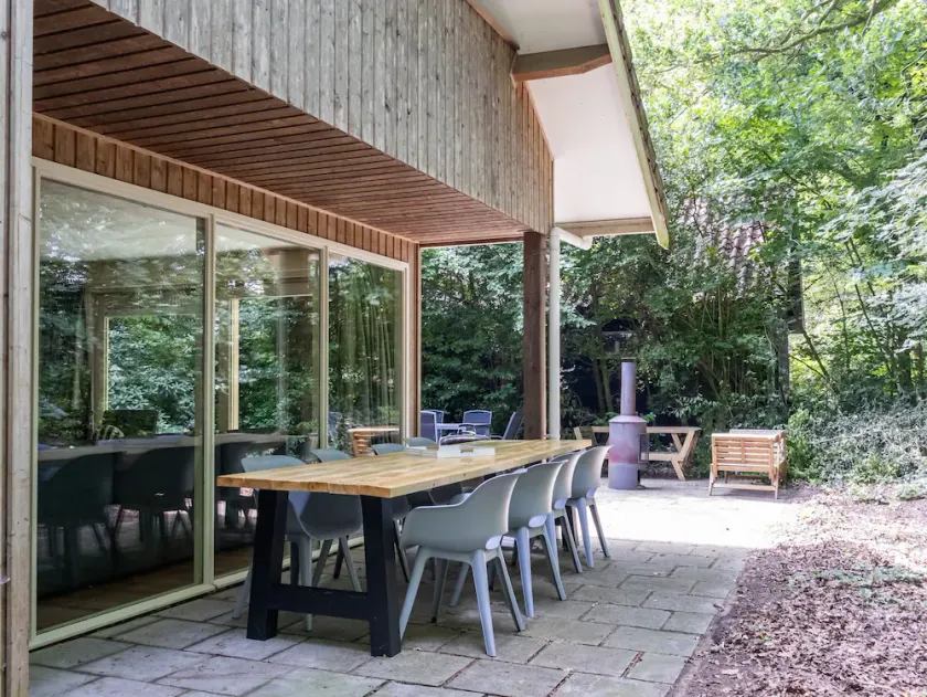 House in the Woods in Drenthe - Image 1