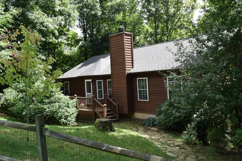 Cozy, Relaxing Mountain Cabin - Updates Coming for Fall 2026! - Image 1