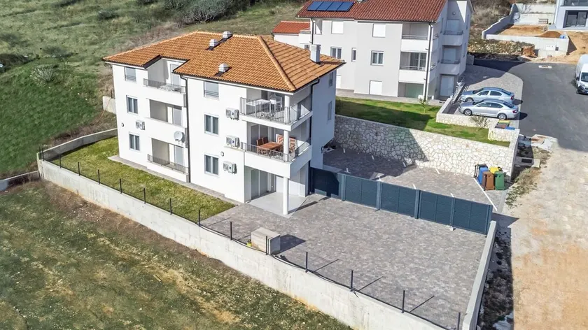 Apartment Lana - Image 1