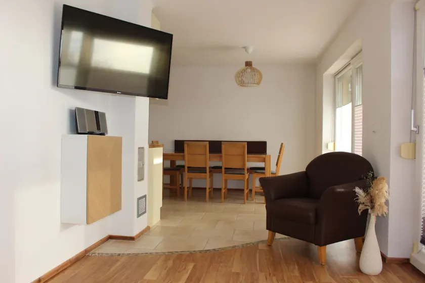 Bright, friendly apartment perfect starting point for excursions - Image 1