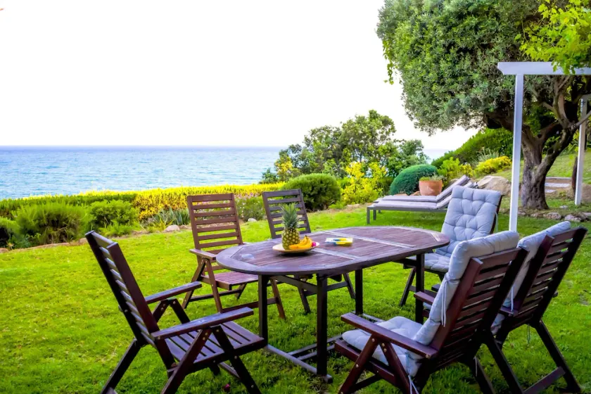 Exklusive Strandvilla mit privatem Garten und gemeinschaftlichem Pool - Image 1