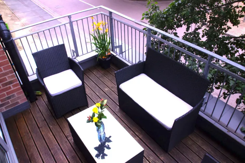 Quiet Area - Image 1