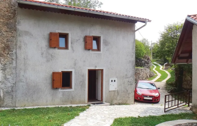 Two-Bedroom Holiday Home In Novi Vinodolski - Image 1