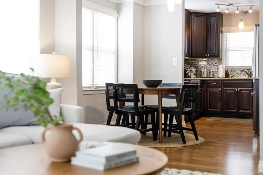 Bright, Beautiful & Cozy 4BR/2BA Plymouth Getaway! - Image 1